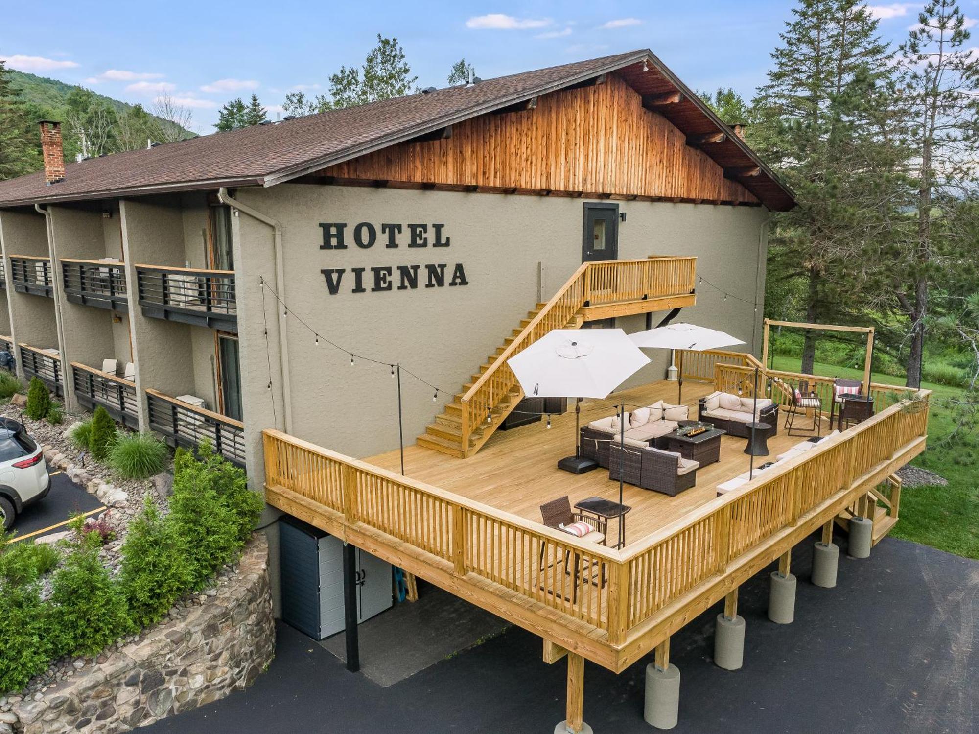 Hotel Vienna Windham Exterior photo